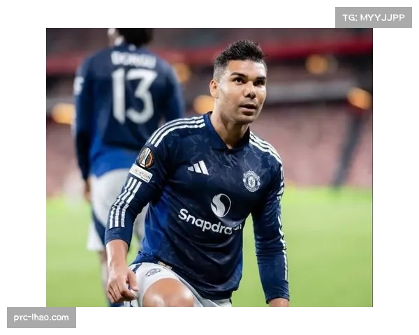 曼联卡塞米罗攻防俱佳，3次解围1拦截1抢断加1进球成中场屏障